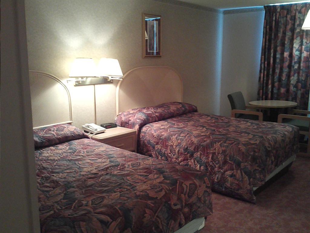 Empire Inn Brandon Esterno foto