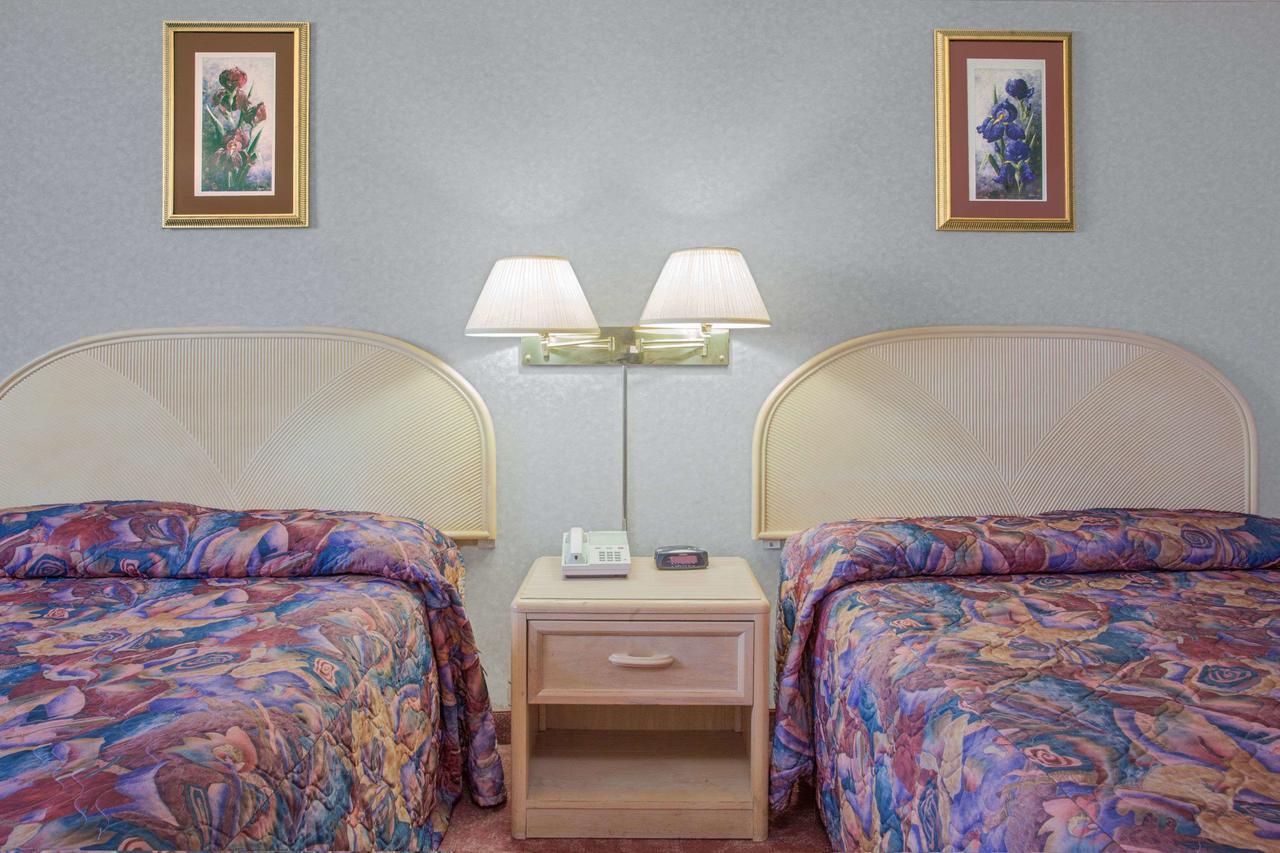 Empire Inn Brandon Esterno foto